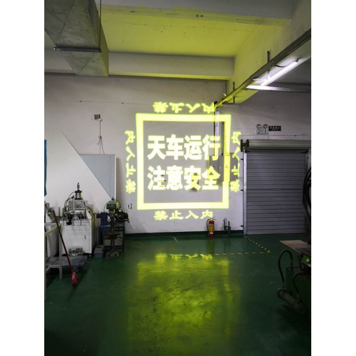 天車安全運(yùn)行警示